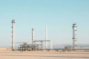 petroleum-refineries-in-iran